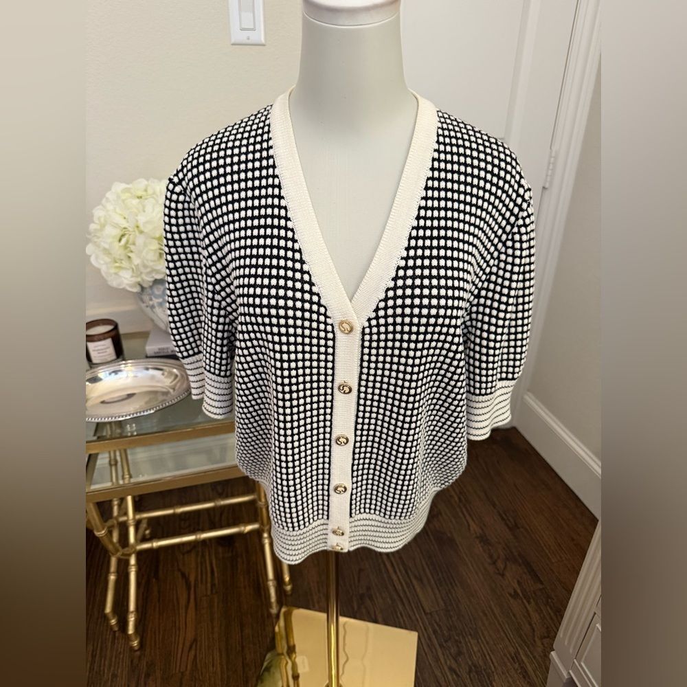 St. John Sport by Marie Gray Cardigan
B14